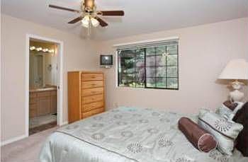 3rd image of 16424 14th Ave SE