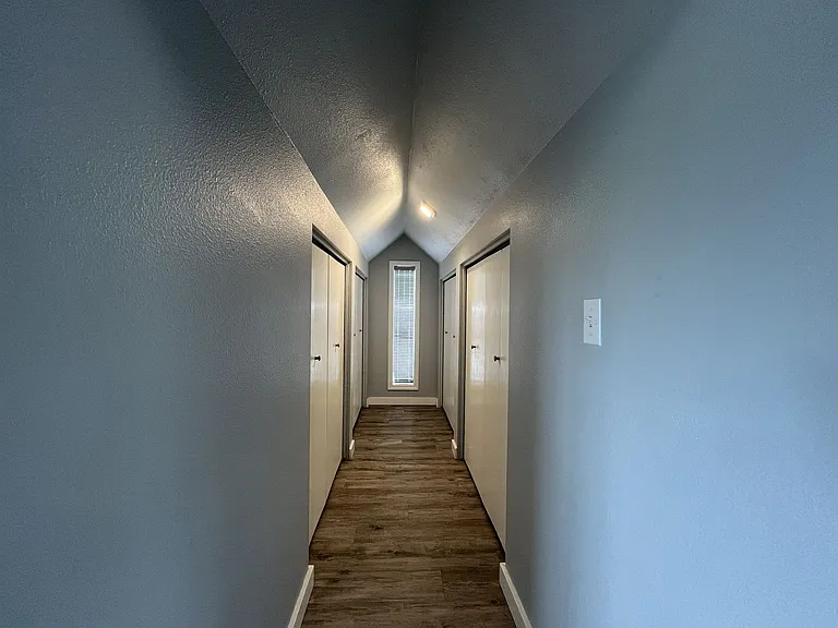 13208 NE Glisan St — Photo 34