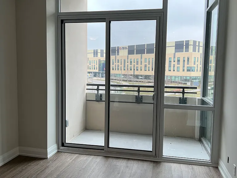 15 Lynch St #303 — Photo 5