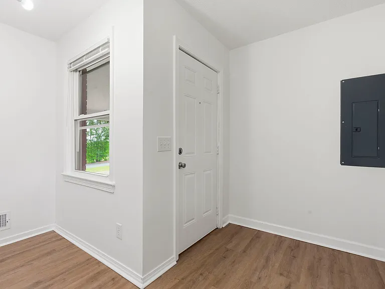 1012 Starmount Dr — Photo 26