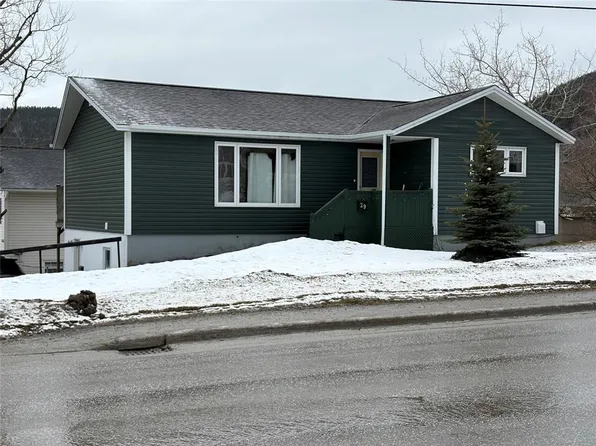 29 Country Road, Corner Brook, NL A2H4L7