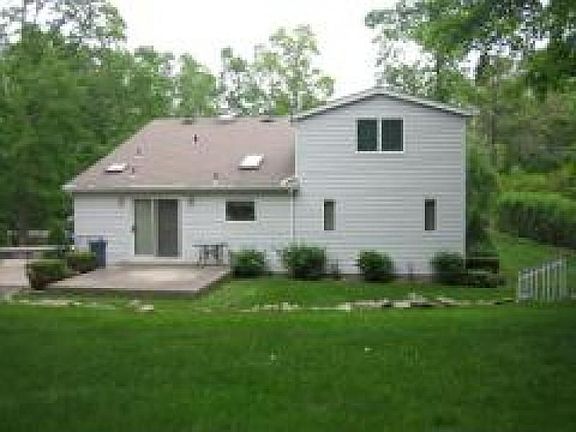 2nd image of 504 Terrace Dr