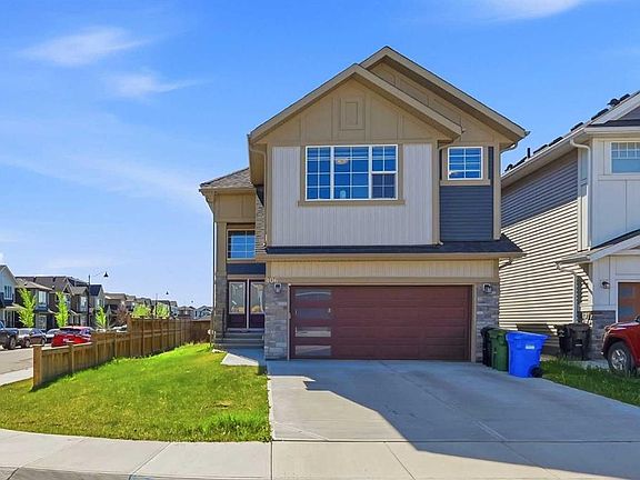 4th image of 106 N Homestead Cres NE