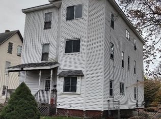 11 Nixon Ave APT 1, Worcester, MA 01603