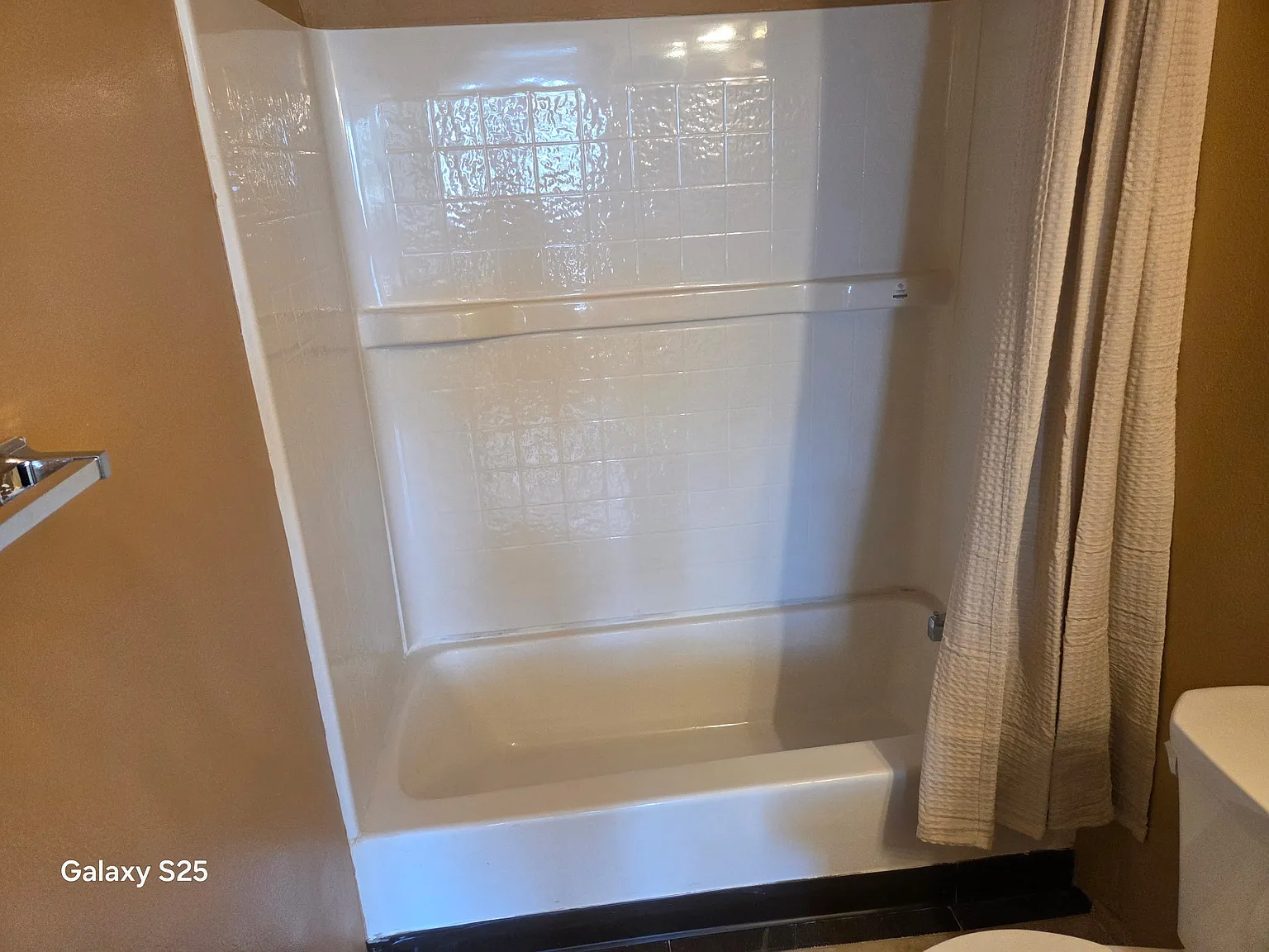 2 bed, 1.5 bath, 1200 sqft, $2,600 — Photo 3