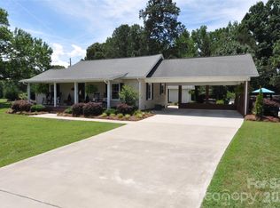 1834 Josies Rd, Blackstock, SC 29014