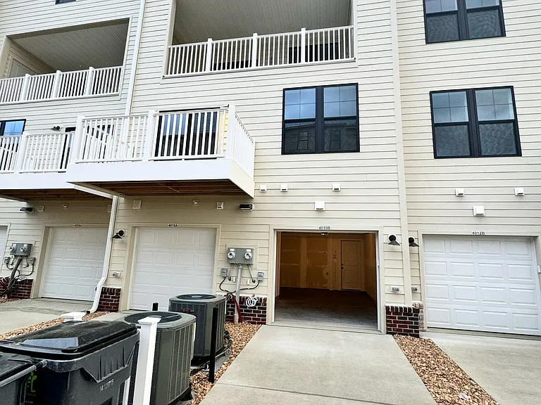 551 Munson Woods Walk #B — Photo 15