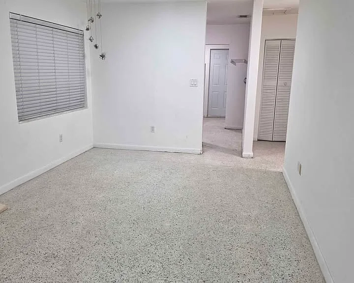 Living / Dining Area