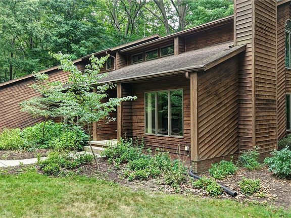 4th image of 4431 Oldham Way
