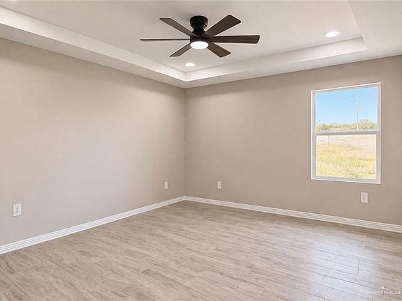 4th image of 2491 Tuscany Rd