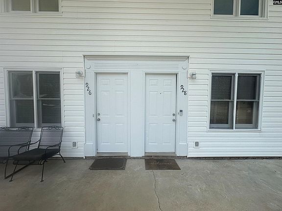 3rd image of 928 N Lucas St