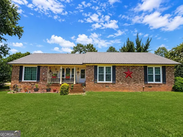 3511 W Surrey Rd, Albany, GA 31721