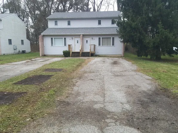 320 S 21st St, Chesterton, IN 46304