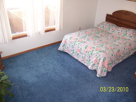 5th image of 1227 W 69th St