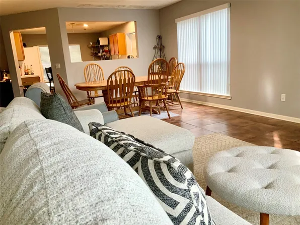 10838 Spruce Dr S, La Porte, TX 77571