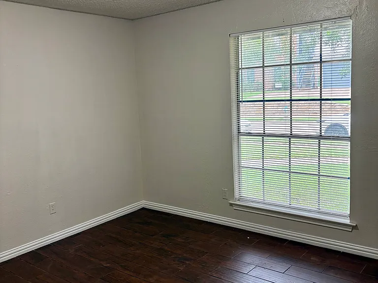 3008 Townbluff Dr — Photo 23