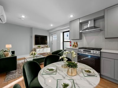 13 Manhattan Ave, Jersey City, NJ, 07307