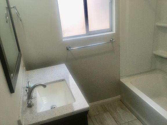 5th image of 120 Alamitos Ave APT 25