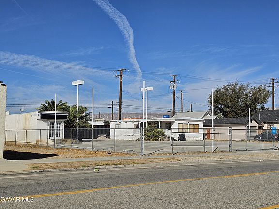 3rd image of 16043 K St #0