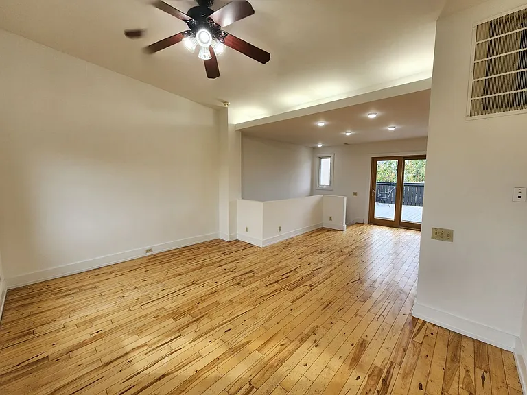 2941 W Girard Ave #2 — Photo 9
