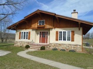 7455 Hilltop Dr, Shoals, IN 47581