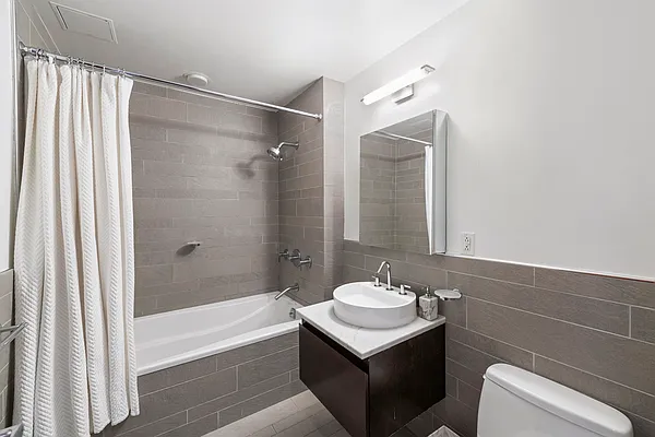 Sold by Compass | media 7