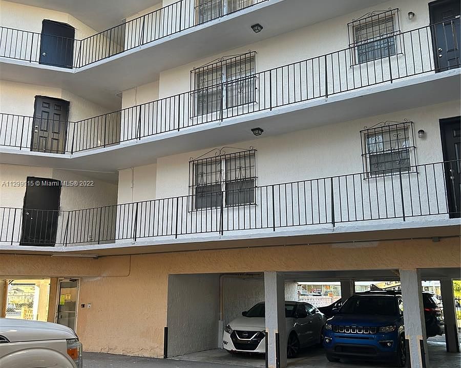 1st image of 888 NE 132nd St APT 407