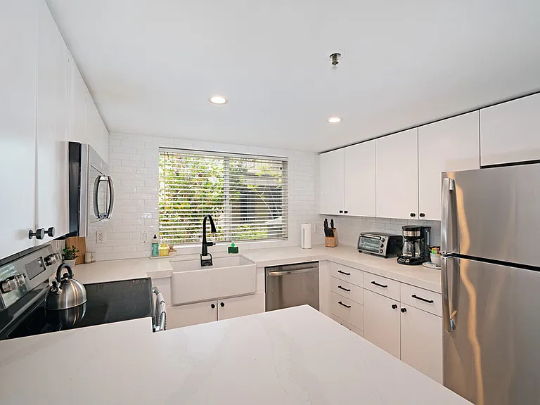 1270 Cleveland Ave #215 — Photo 5