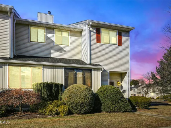388 Middlewood Road, Middletown, NJ 07748
