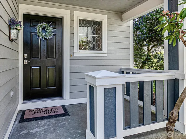 2706 9th Street SE, Puyallup, WA 98374