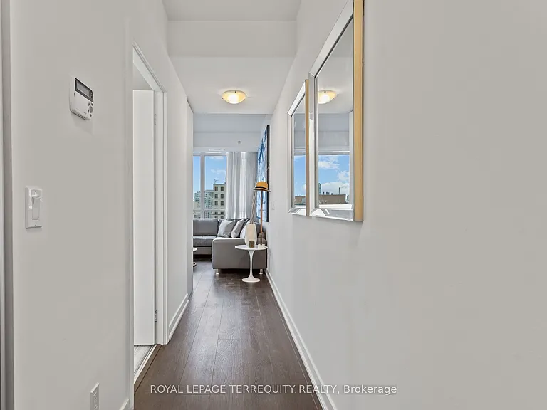 199 Richmond St W #1201 — Photo 13