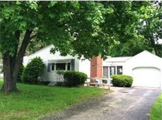 47 Valley View Cir, Amherst, MA 01002