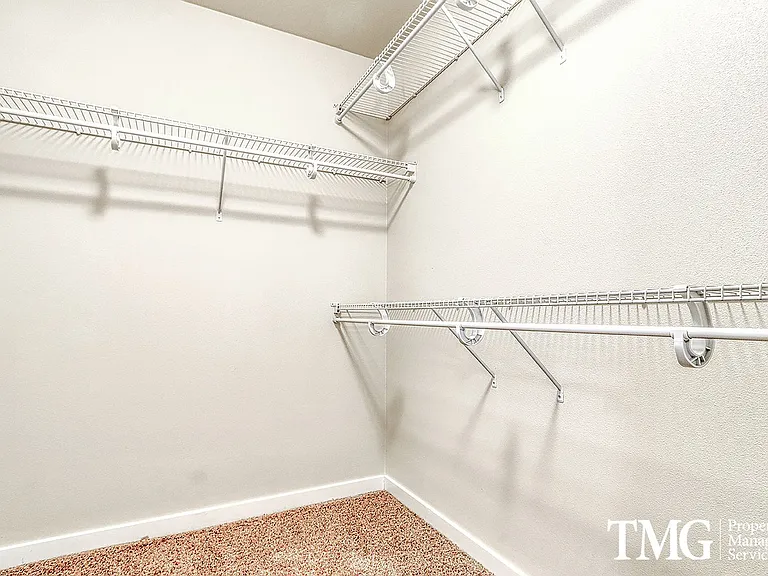 7115 NE 62nd St — Photo 14