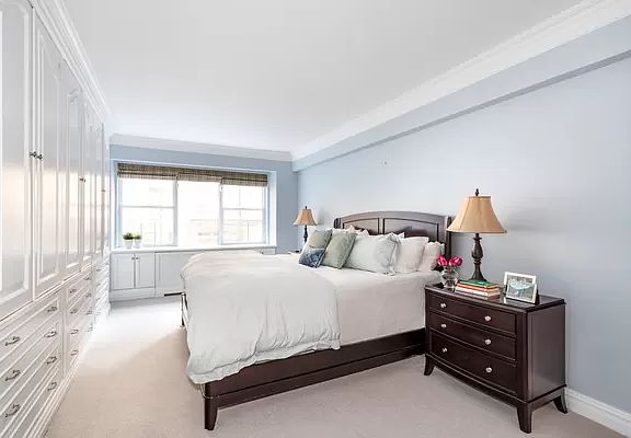 4th image of 11 E 86th St #2C