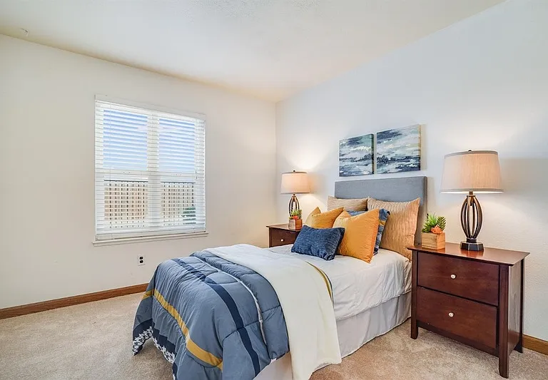 1561 Spring Ct — Photo 51