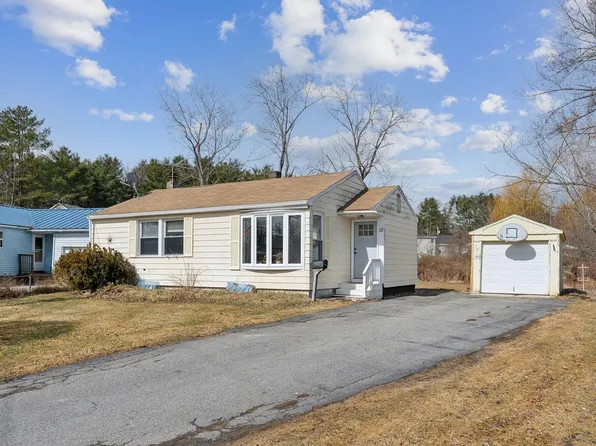 13 Longfellow Drive, Westbrook, ME 04092