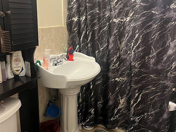 5th image of 150-15 72nd Road #1D