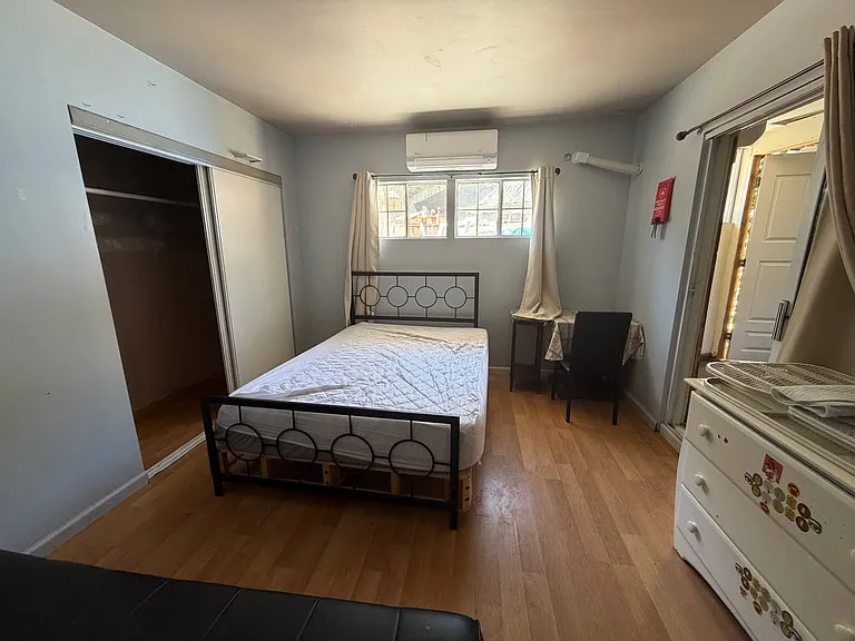4625 Louise Ave #6 — Photo 19