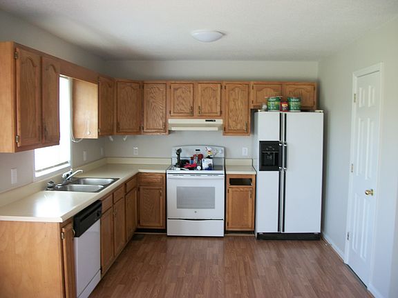 4th image of 45 Hancock St