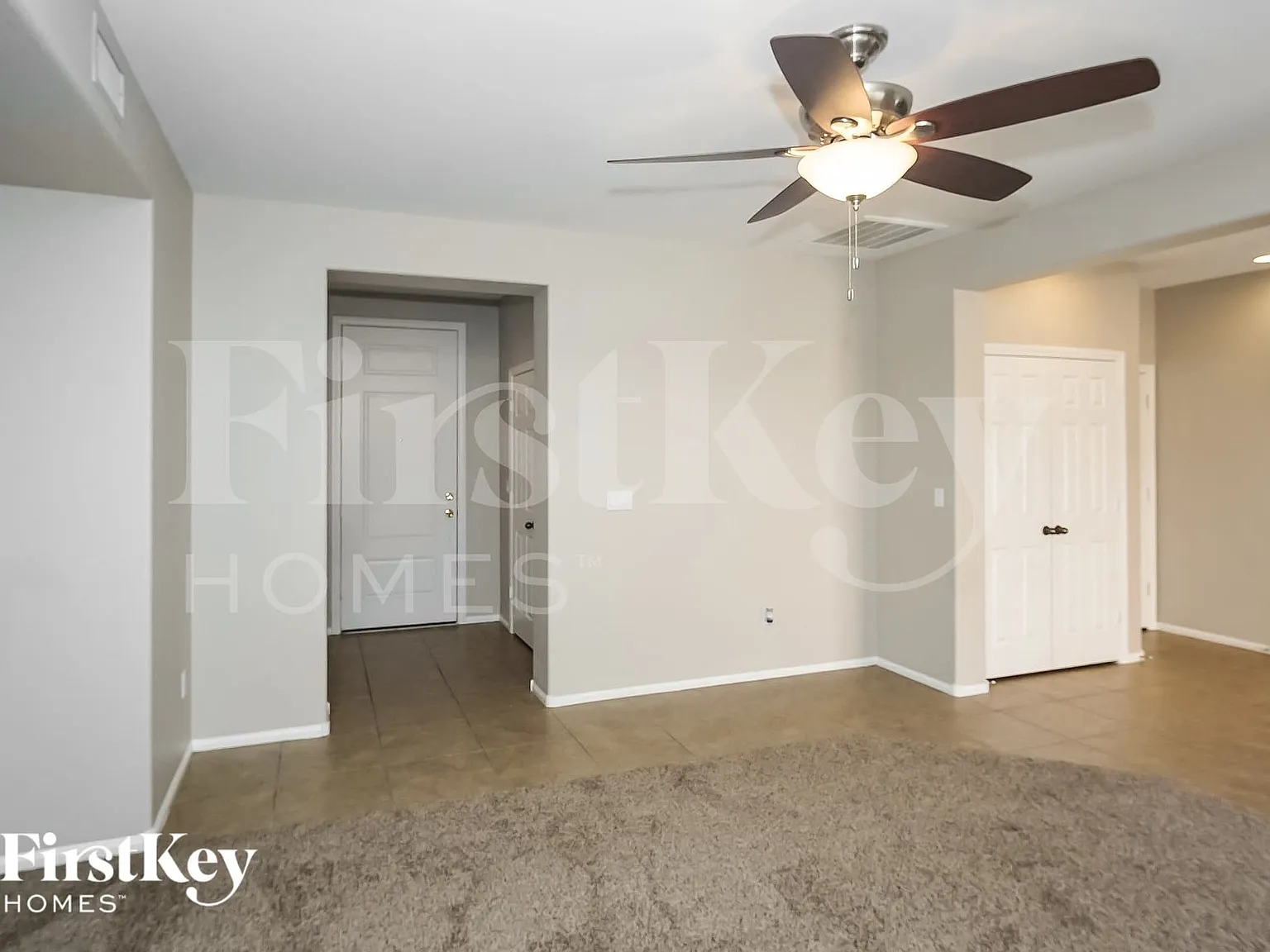 3 bed, 2.5 bath, 1597 sqft, $2,330 — Photo 4