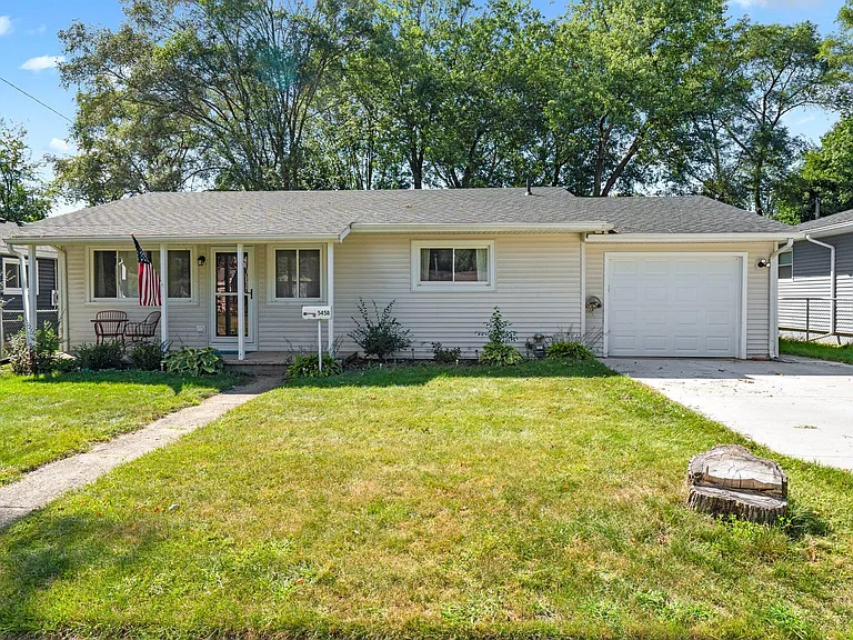 5458 Military Ave — Photo 21