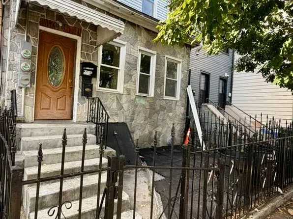 406 Chestnut St, Brooklyn, NY 11208