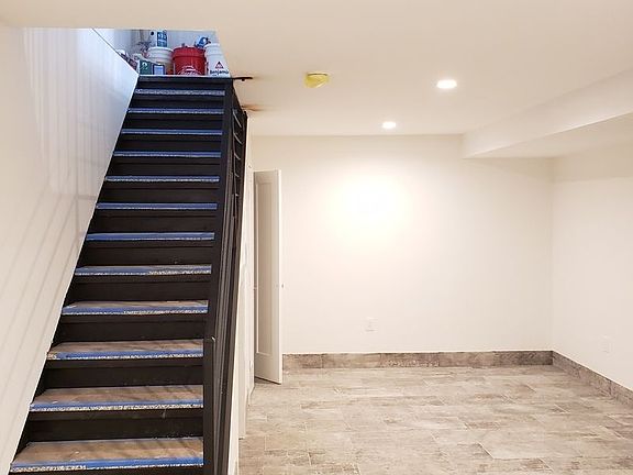 5th image of 25-39 22nd St #1