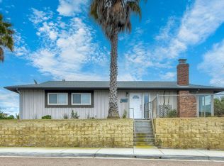 5051 Los Robles Dr, Carlsbad, CA 92008