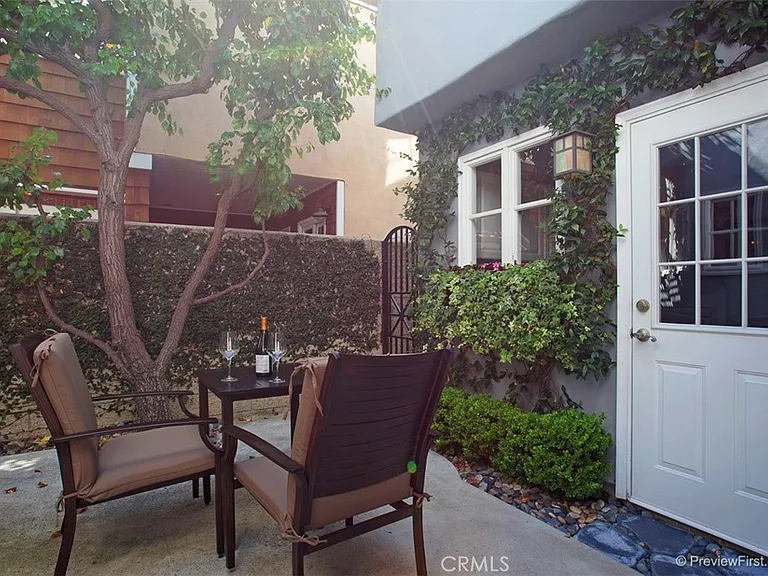 441 Carnation Ave — Photo 27