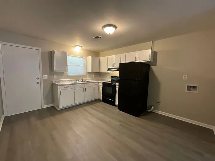 201 Arthur Dr #K — Photo 18