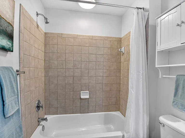 1390 Kenyon St NW #418 — Photo 16