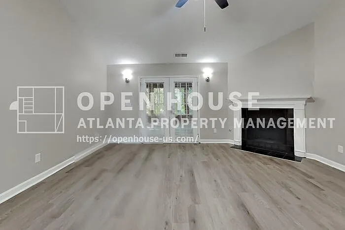 1041 Wicker Pine Dr NE — Photo 4