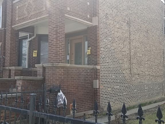 2nd image of 5331 W Van Buren St