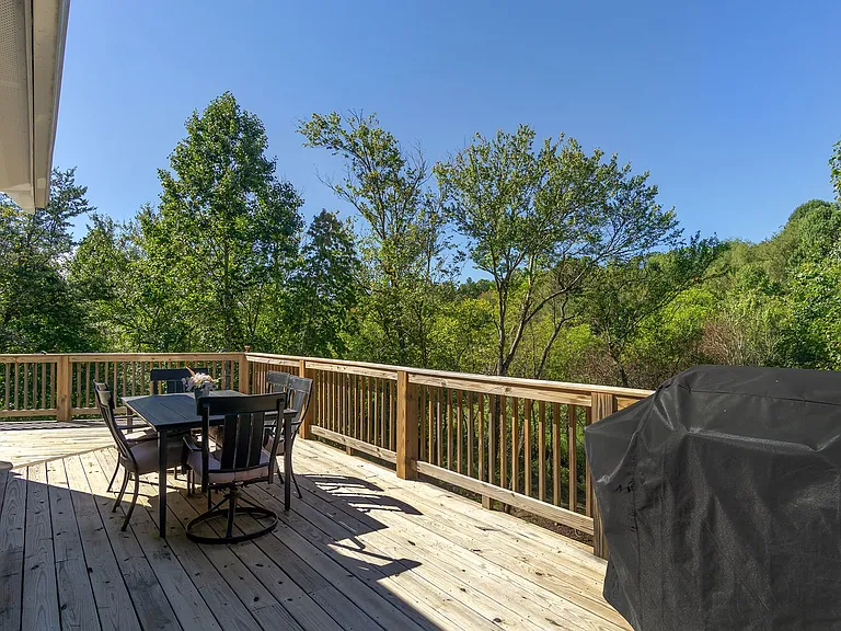 27 M L Reagan Dr — Photo 25